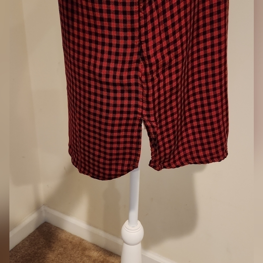 OLD Navy Women's Red and Black Plaid Button Down Shirt, size Medium - Picture 5 of 12